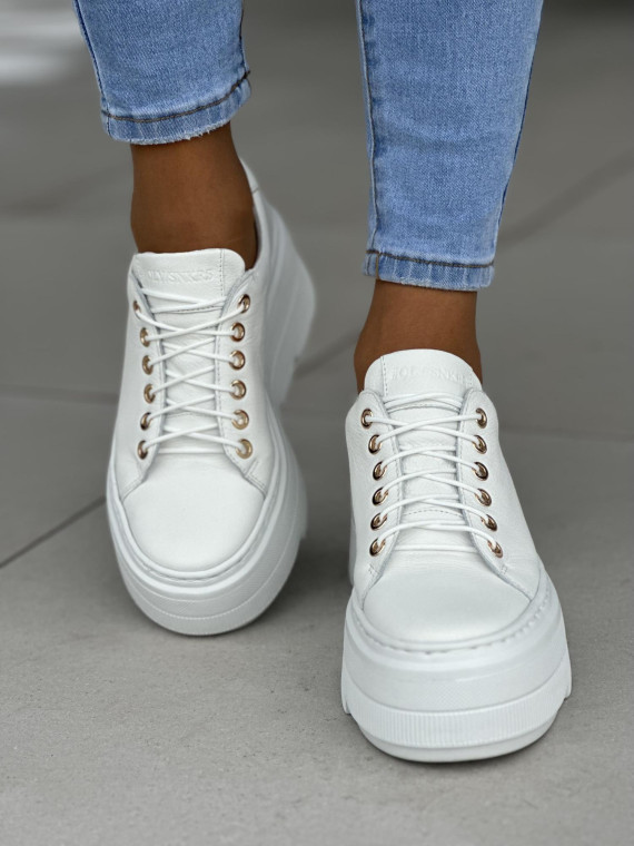 Lekkie białe trampki damskie na grubej platformie, skóra naturalna