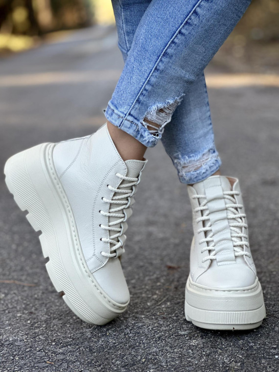 Wysokie beżowe trampki damskie na lekkiej grubej platformie, skóra naturalna