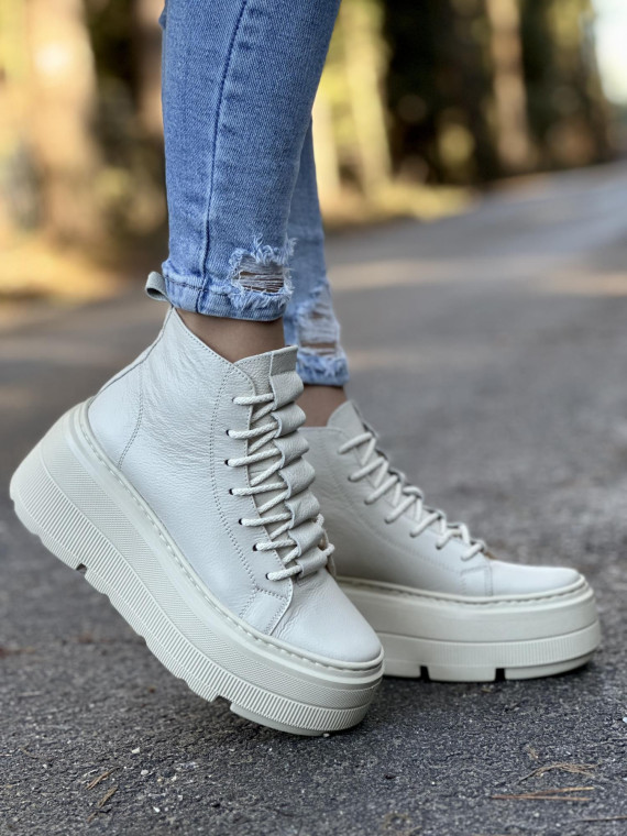 Wysokie beżowe trampki damskie na lekkiej grubej platformie, skóra naturalna