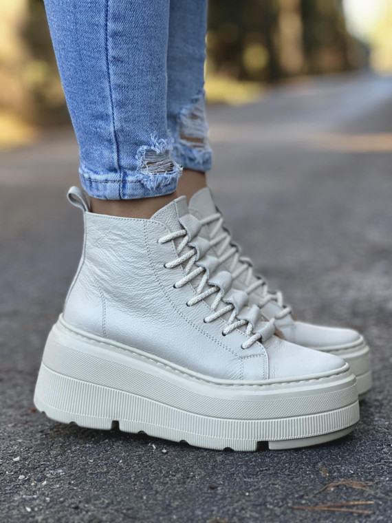 Wysokie beżowe trampki damskie na lekkiej grubej platformie, skóra naturalna