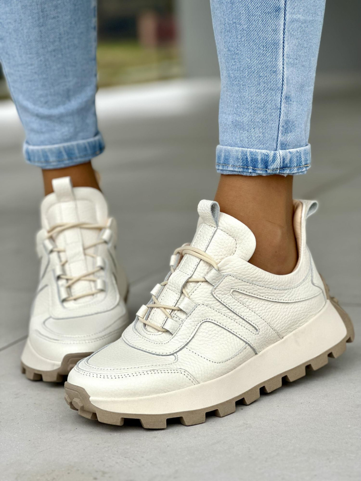 Śliczne kremowe sneakersy damskie, skóra naturalna