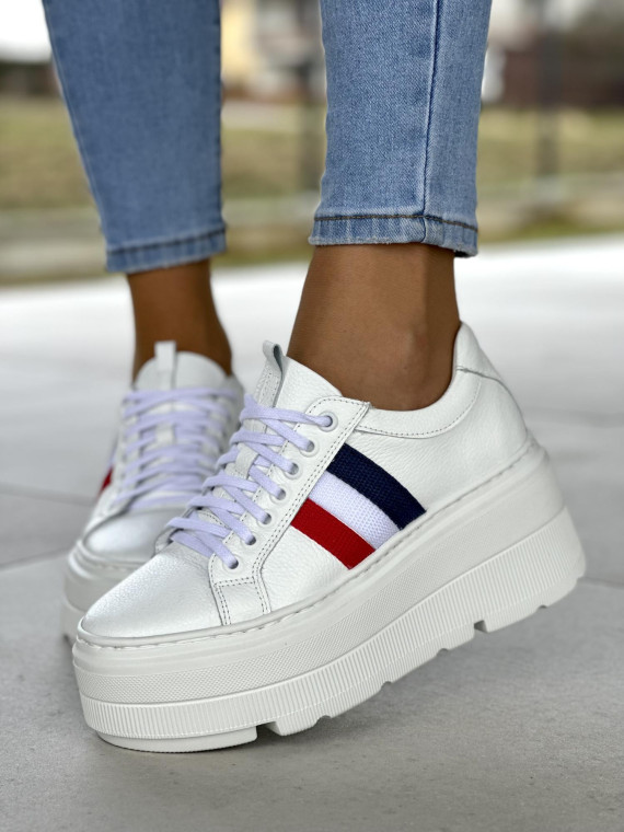 Wygodne i lekkie białe trampki damskie na platformie, skóra naturalna