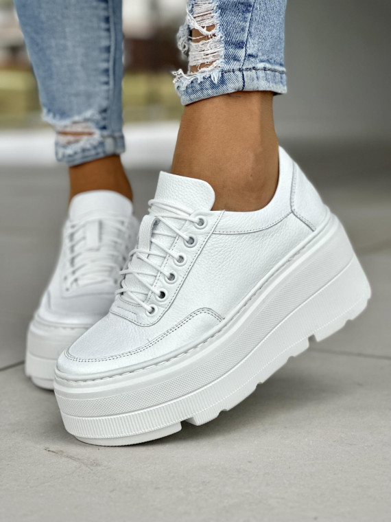 Wygodne białe trampki damskie na lekkiej platformie, skóra naturalna