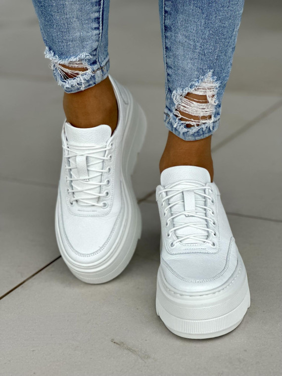 Wygodne białe trampki damskie na lekkiej platformie, skóra naturalna