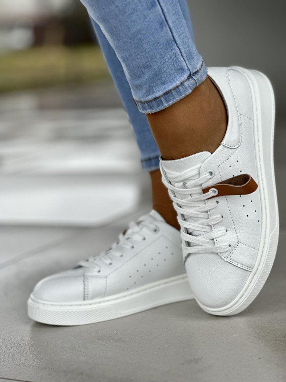 Lekkie białe trampki damskie, skóra naturalna