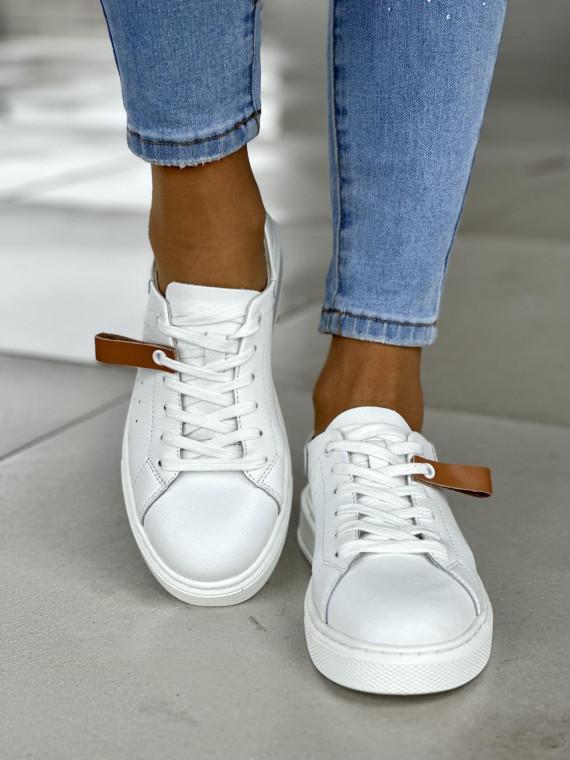 Lekkie białe trampki damskie, skóra naturalna