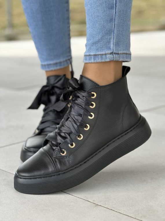 Oryginalne wysokie czarne trampki damskie sznurowane wstążką, skóra naturalna