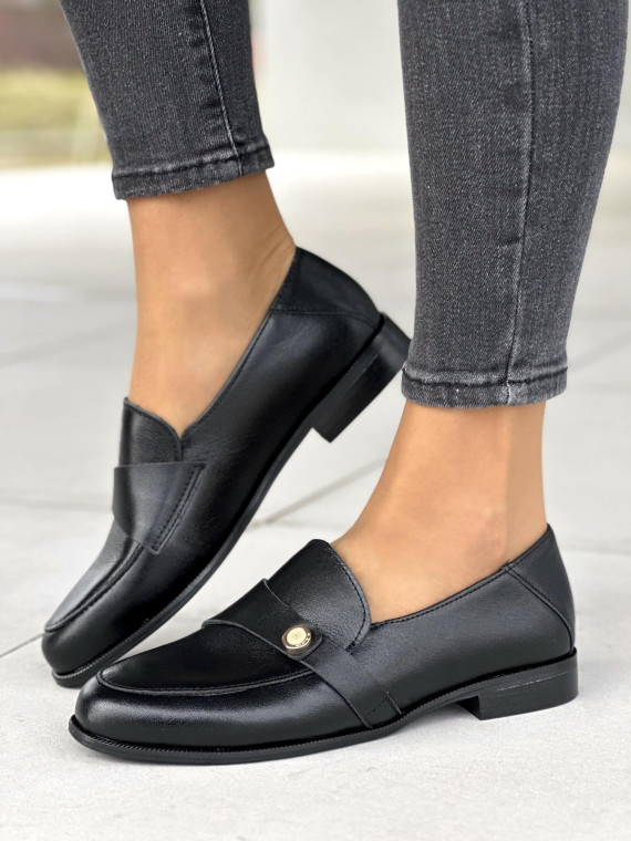Zgrabne i wygodne czarne mokasyny damskie, skóra naturalna