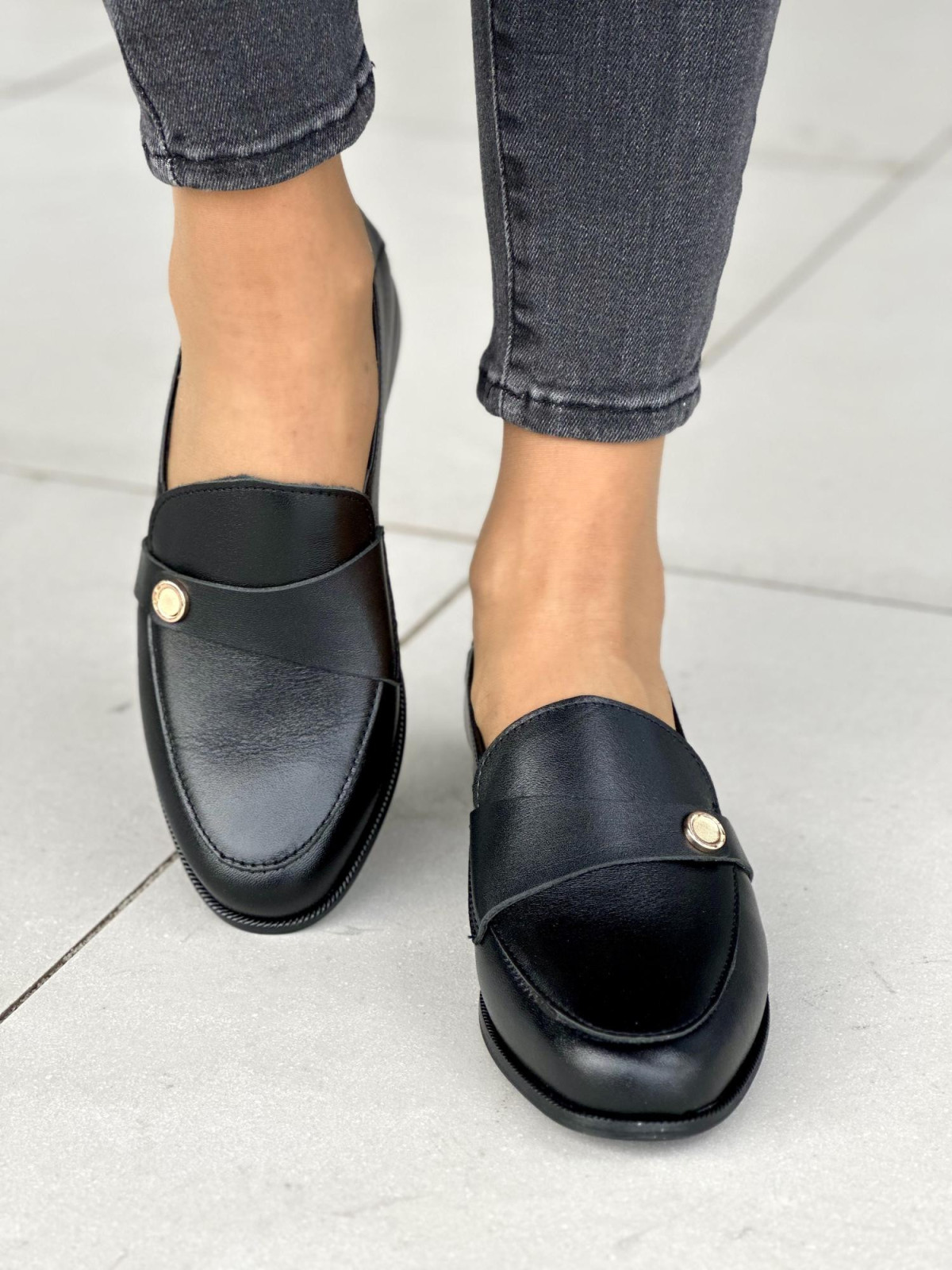 Zgrabne i wygodne czarne mokasyny damskie, skóra naturalna
