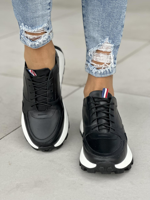 Stylowe czarne sneakersy damskie, skóra naturalna