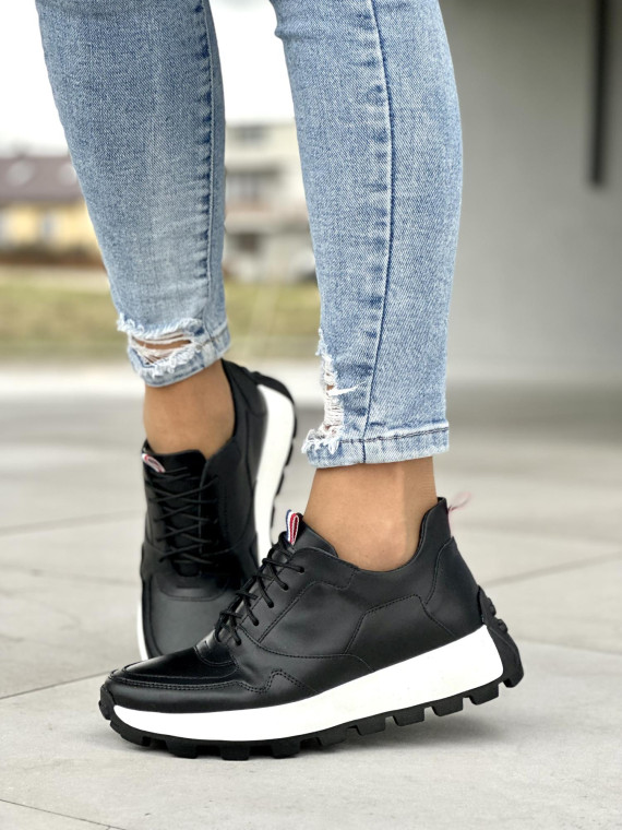 Stylowe czarne sneakersy damskie, skóra naturalna