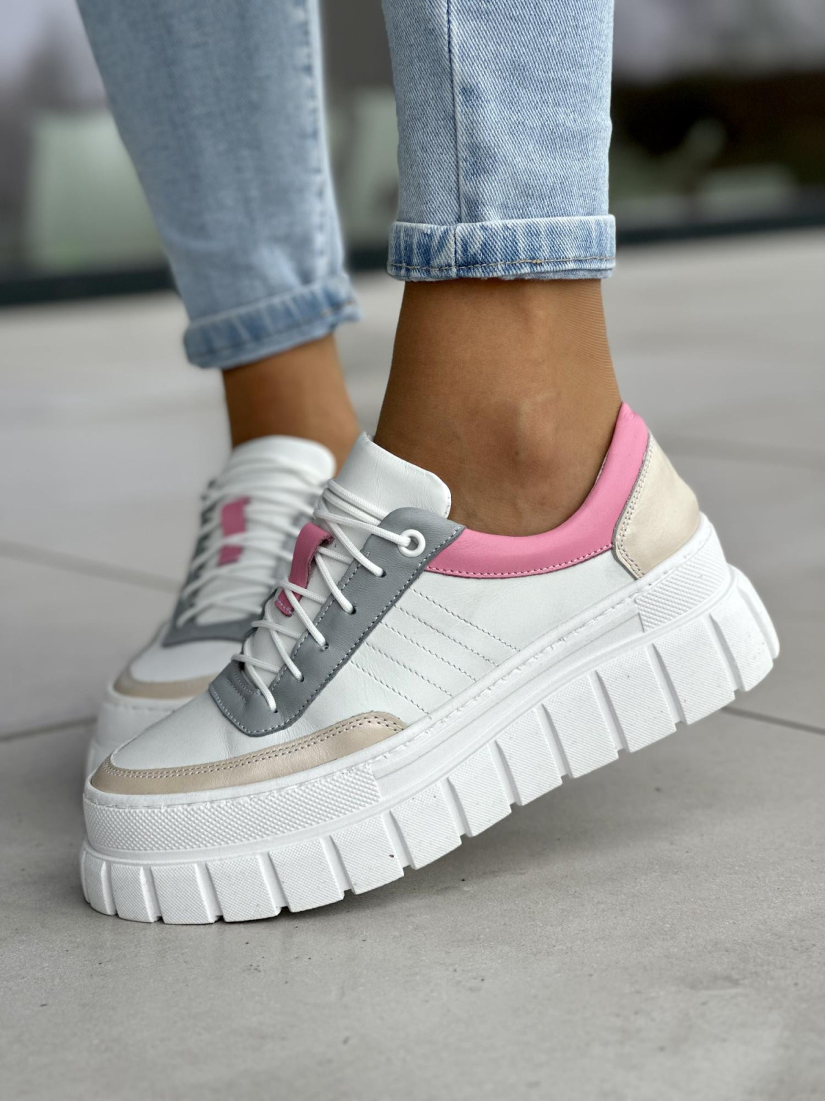 Wielokolorowe trampki damskie na wyższej podeszwie, skóra naturalna