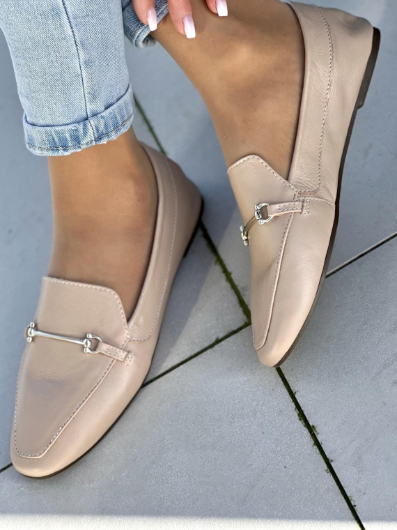 Bardzo wygodne i lekkie beżowe mokasyny damskie, skóra naturalna