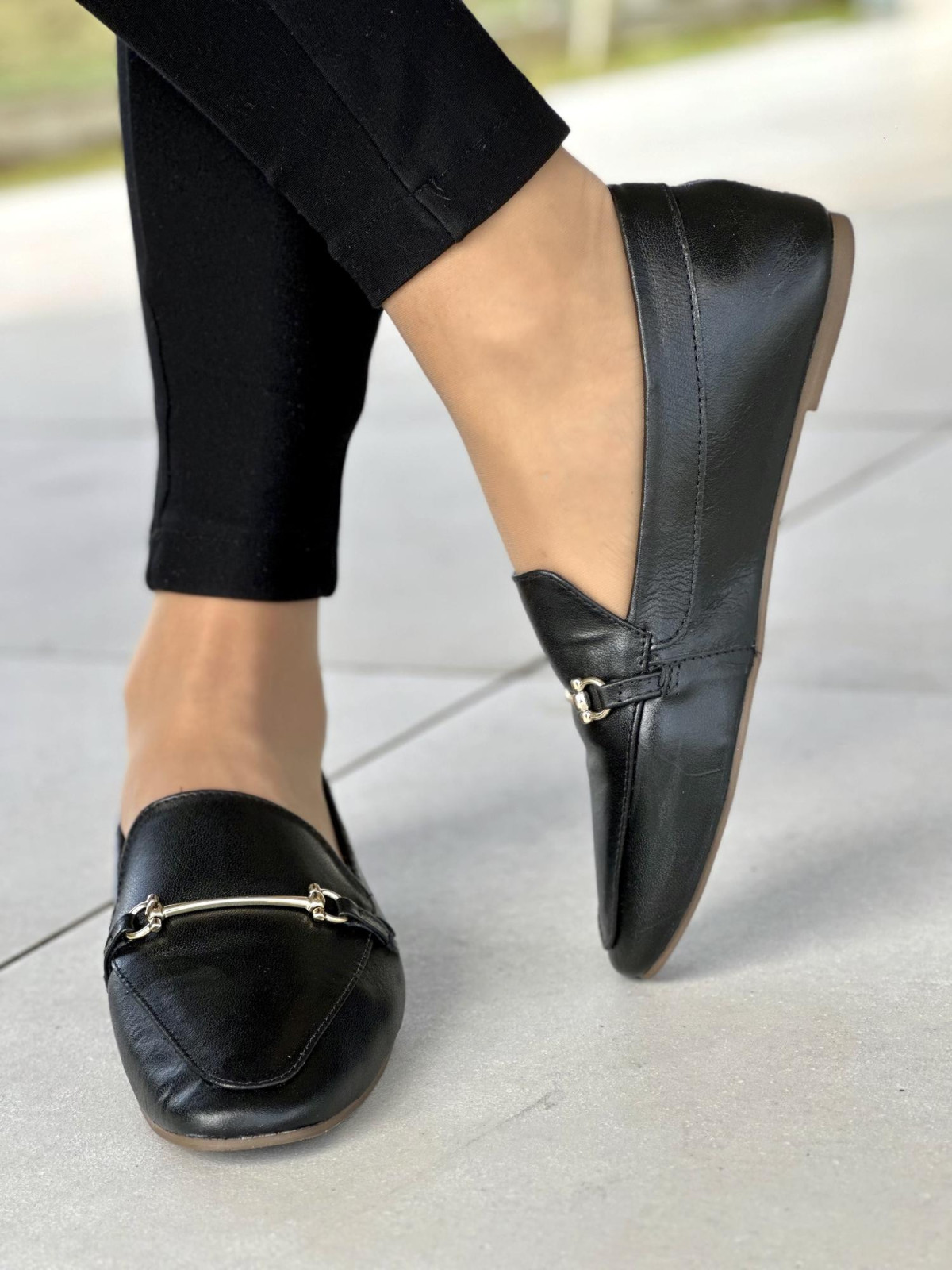 Wygodne i bardzo lekkie czarne mokasyny damskie, skóra naturalna