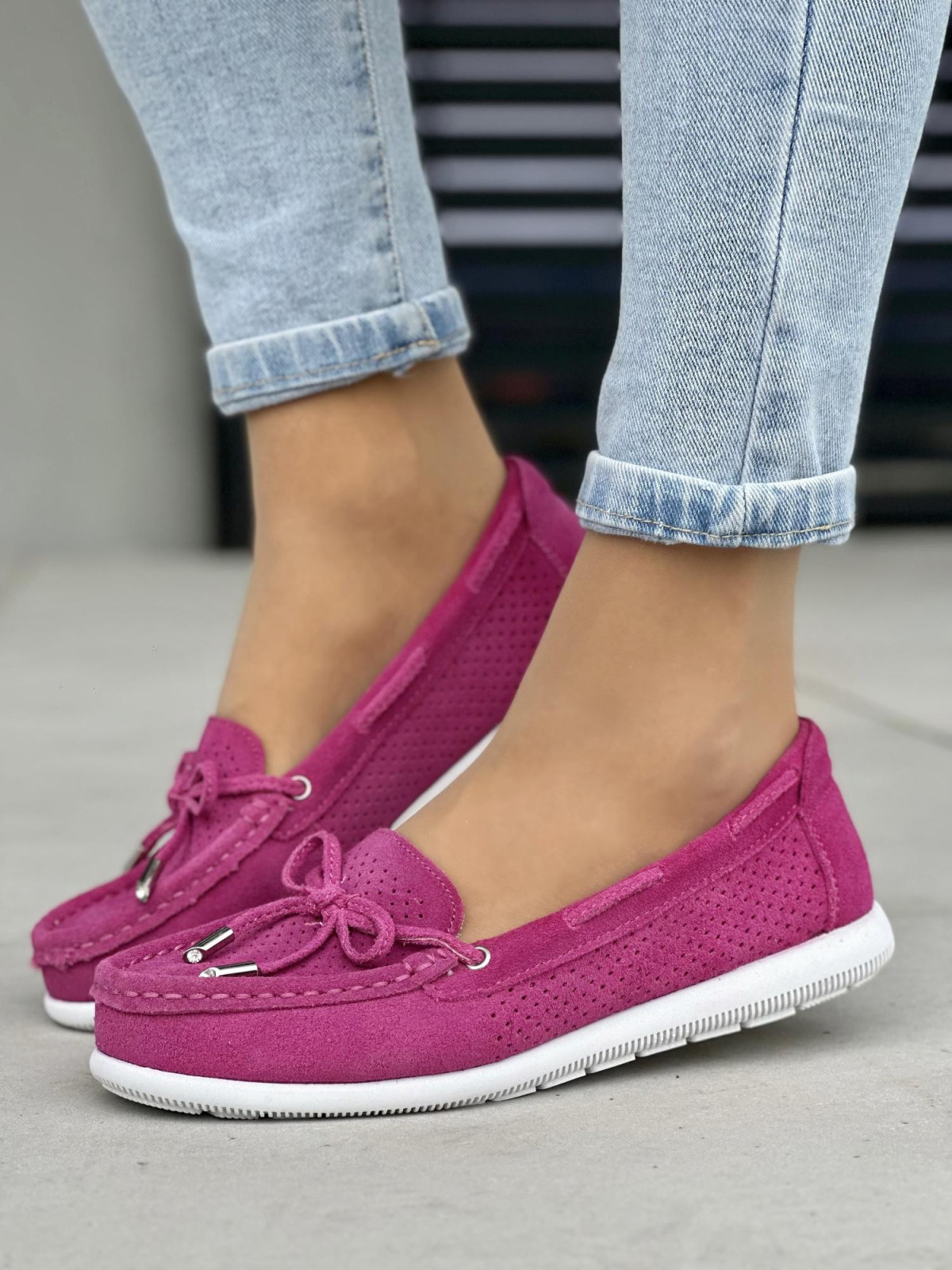 Wyjątkowe ażurowe fuksjowe mokasyny damskie, skóra naturalna
