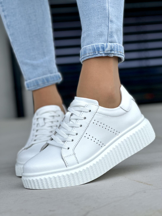 Lekkie i wygodne białe trampki damskie na wyższej podeszwie, skóra naturalna