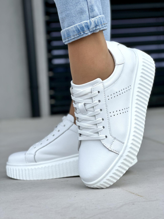 Lekkie i wygodne białe trampki damskie na wyższej podeszwie, skóra naturalna