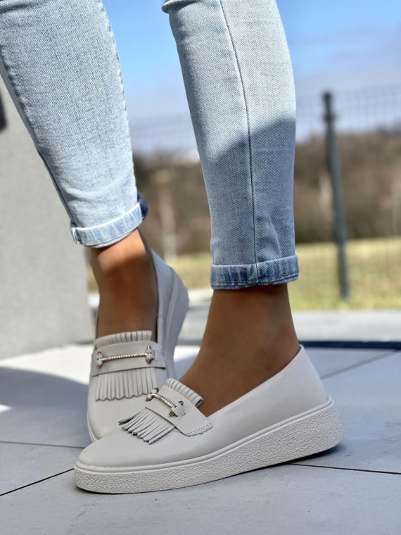 Bardzo lekkie beżowe mokasyny damskie skóra naturalna