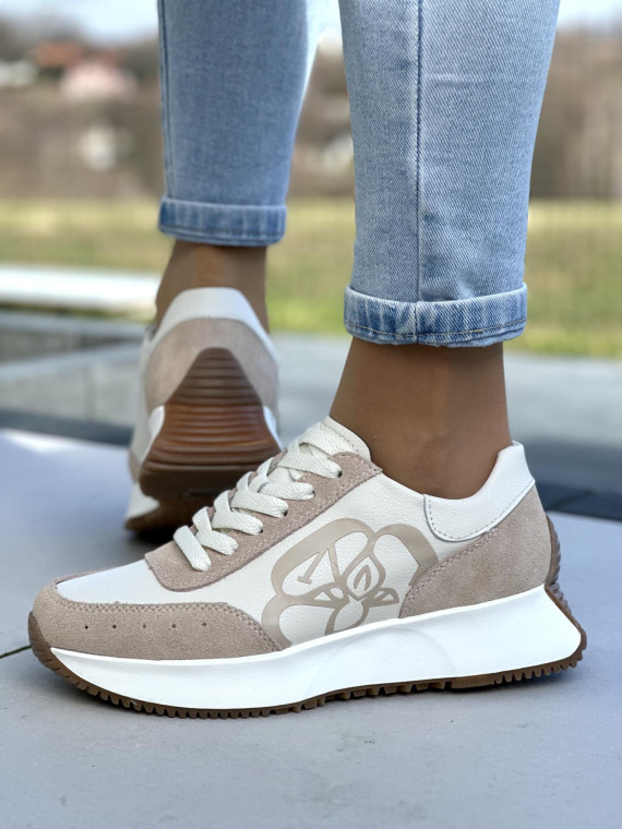 Urocze i wygodne beżowe sneakersy damskie, skóra naturalna