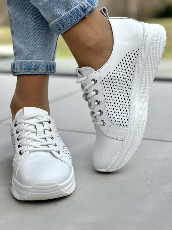 Lekkie ażurowe białe trampki damskie, skóra naturalna