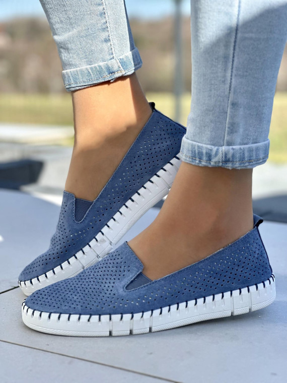 Bardzo wygodne ażurowe niebieskie mokasyny damskie, skóra naturalna