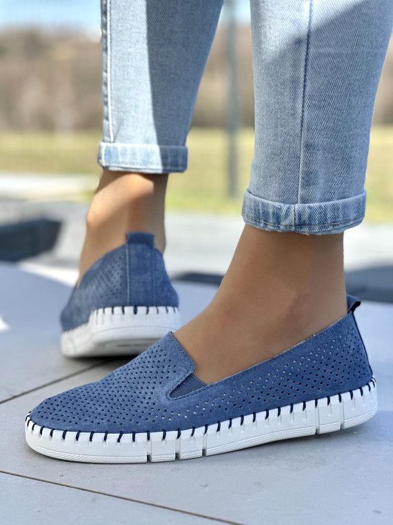 Bardzo wygodne ażurowe niebieskie mokasyny damskie, skóra naturalna