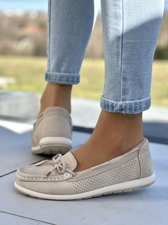 Bardzo wygodne i lekkie beżowe mokasyny damskie, skóra naturalna