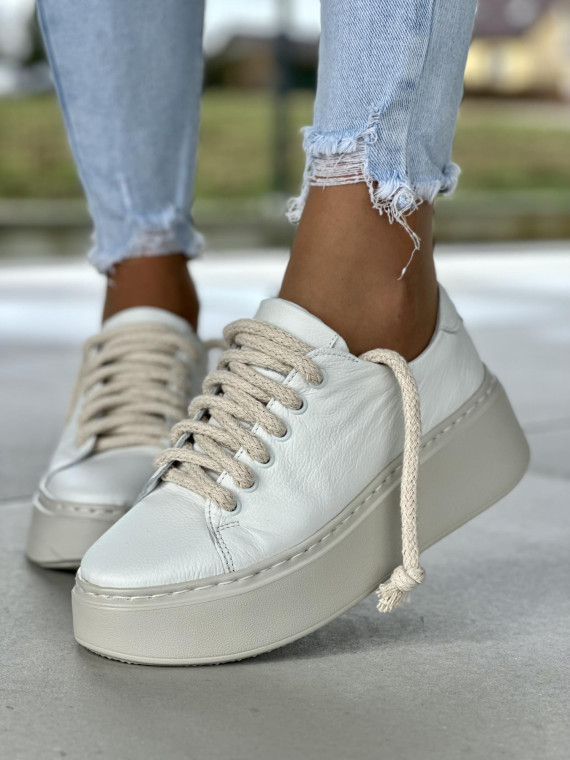 Białe trampki damskie skórzane