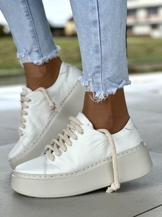 Białe trampki damskie skórzane