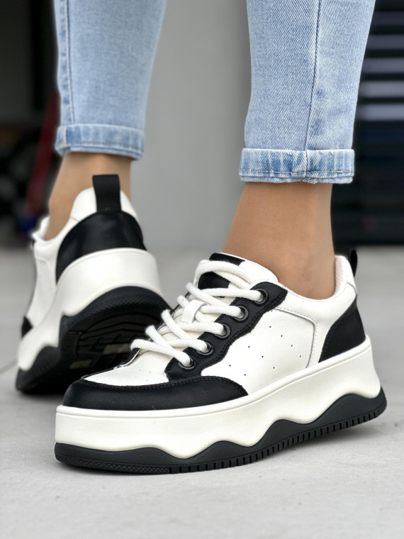 Niepowtarzalne beżowo-czarne trampki damskie na platformie, skóra naturalna