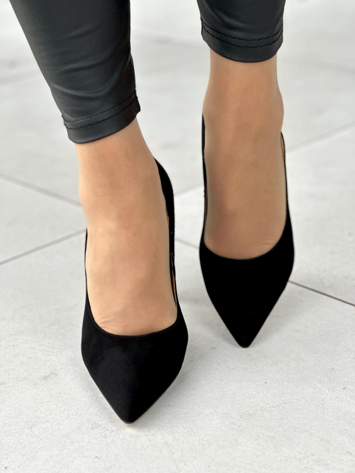 Czarne czółenka damskie skórzane