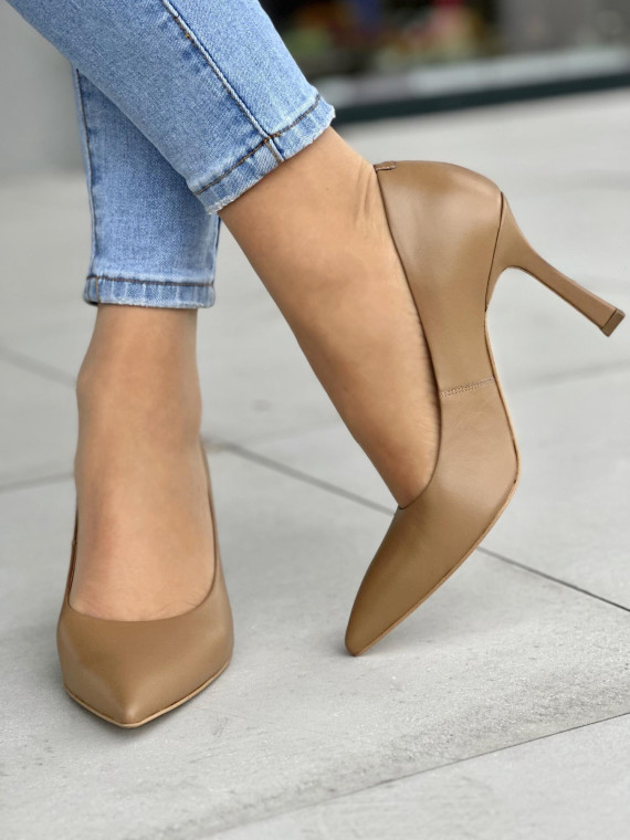 Beżowe czółenka damskie skórzane