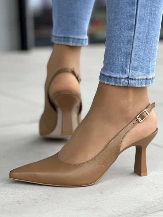 Beżowe czółenka damskie skórzane