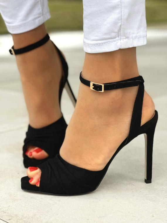 Czarne sandały damskie skórzane