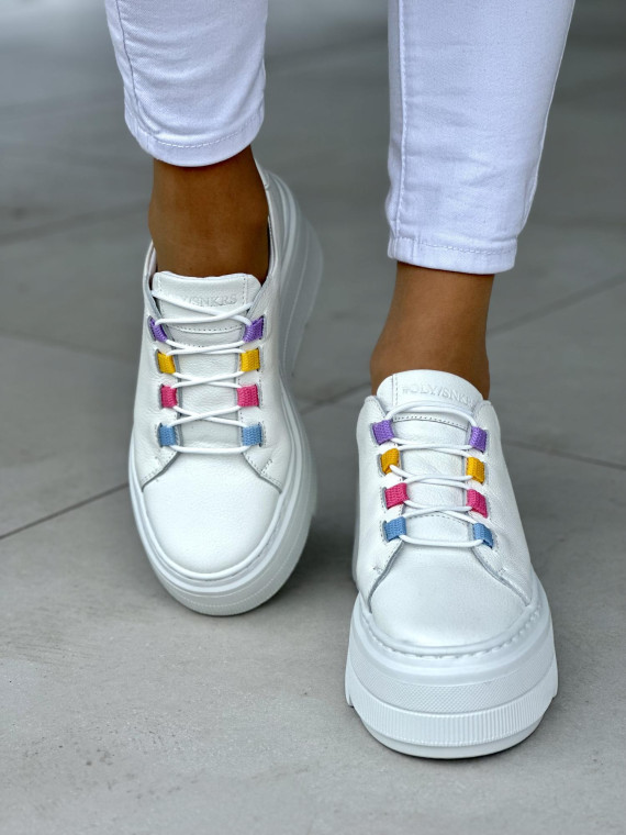 Białe trampki damskie skórzane