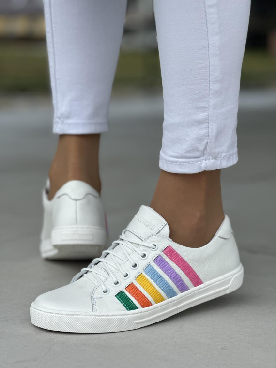 Białe trampki damskie skórzane