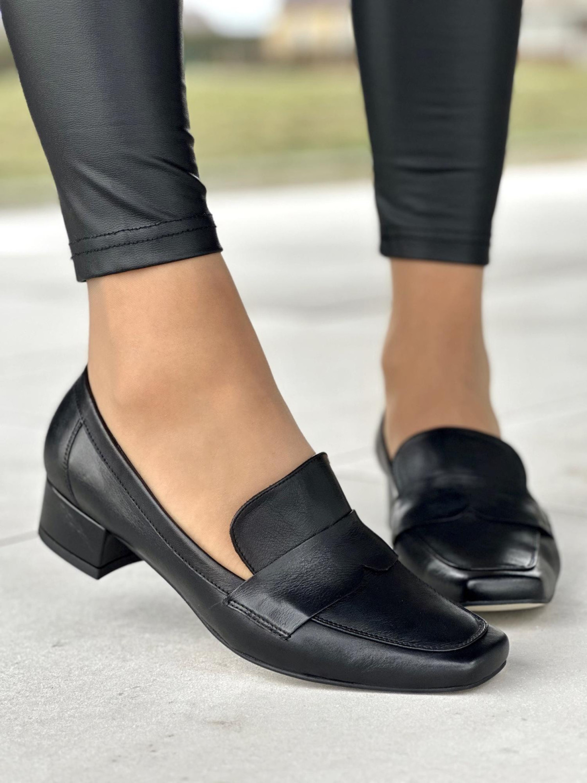 Czarne półbuty damskie, skóra naturalna