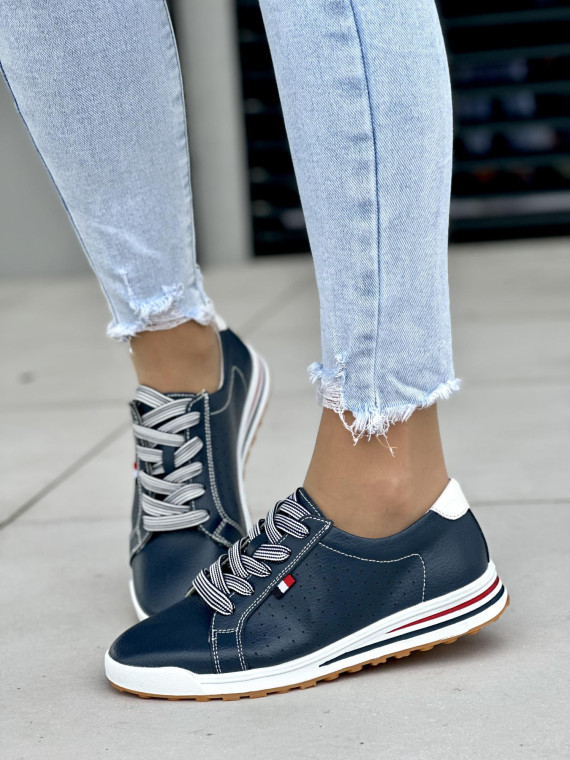 Granatowe trampki damskie skórzane