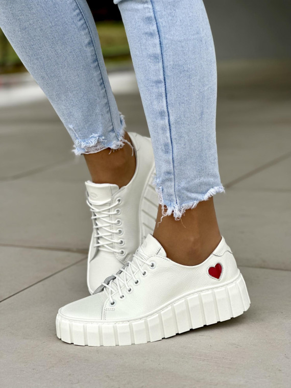 Białe trampki damskie skórzane