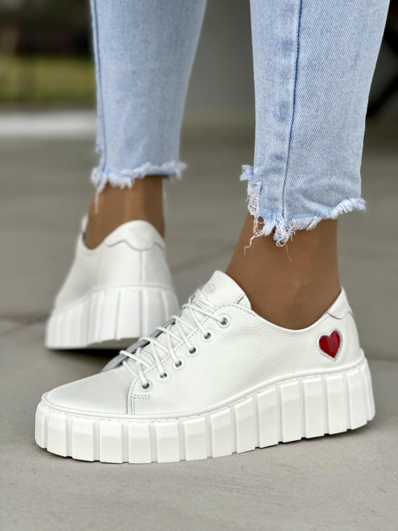 Białe trampki damskie skórzane