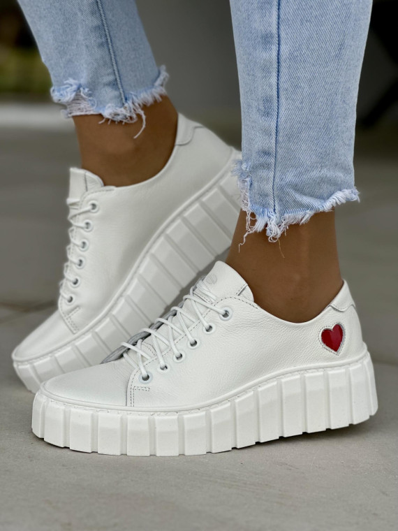 Białe trampki damskie skórzane