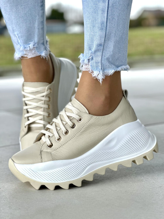 Beżowe sneakersy damskie skórzane
