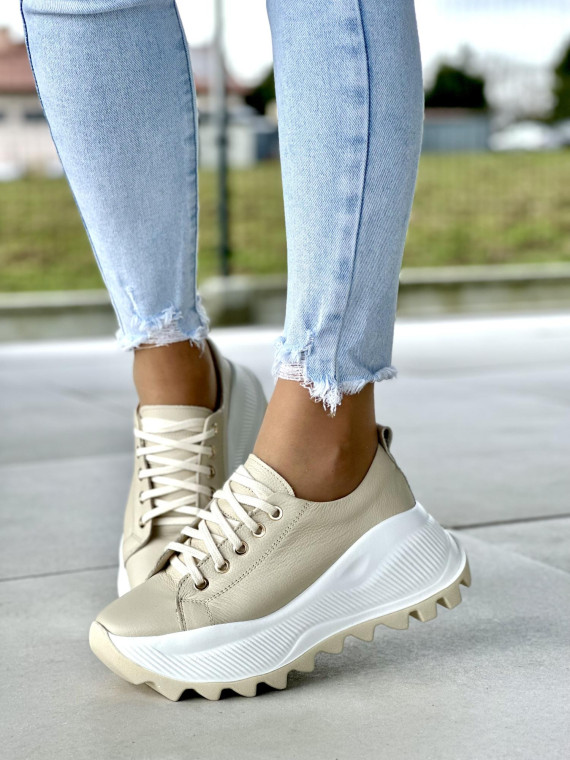 Beżowe sneakersy damskie skórzane