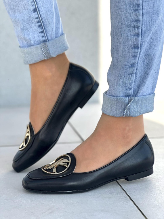 Piękne czarne baleriny damskie ze złotą ozdobą, skóra naturalna