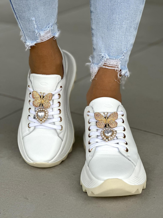 Unikalne białe sneakersy damskie, śliczne ozdoby, skóra naturalna