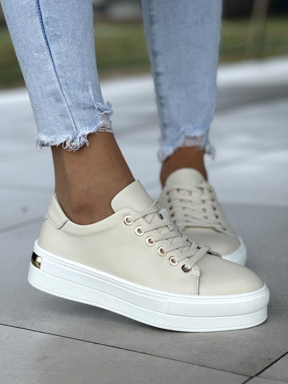 Lekkie beżowe trampki damskie ze złotymi delatami, skóra naturalna