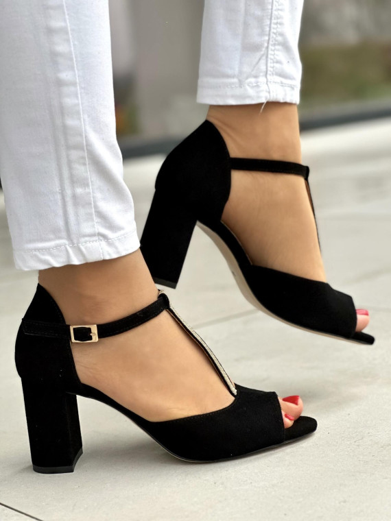 Piękne czarne sandały damskie na słupku, skóra naturalna