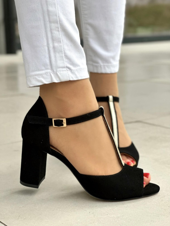 Piękne czarne sandały damskie na słupku, skóra naturalna