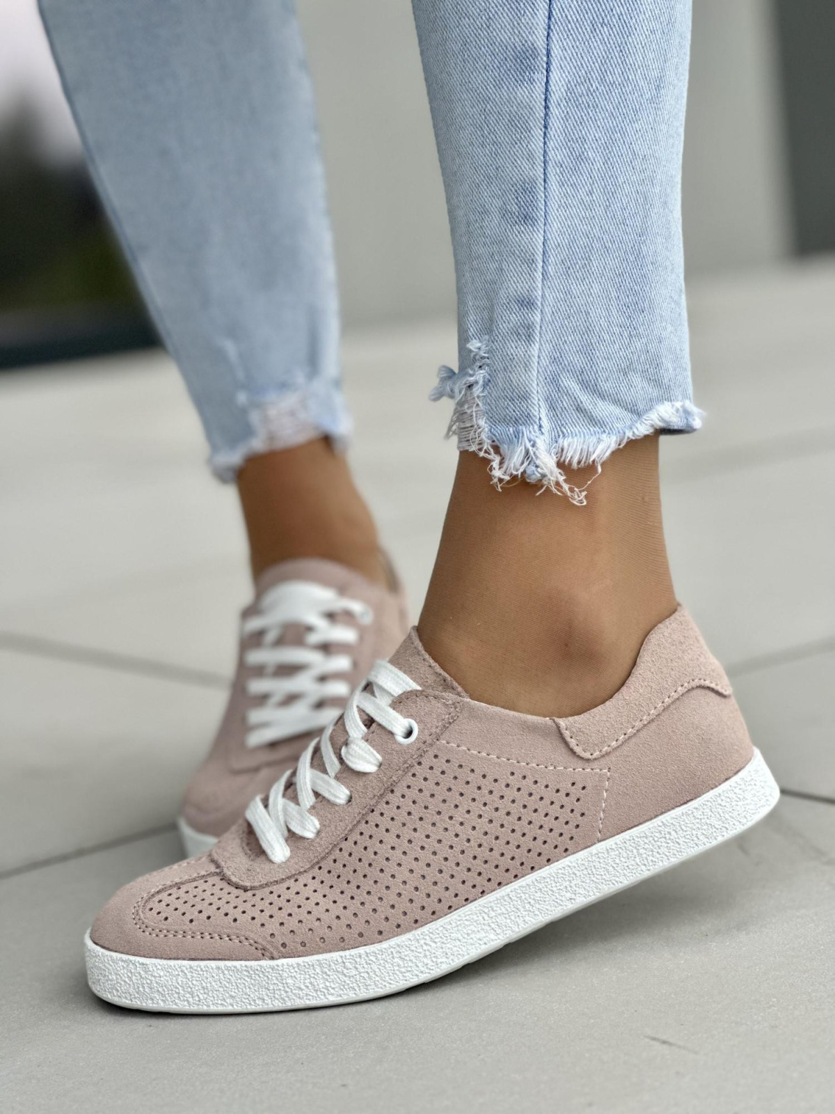 Różowe trampki damskie skórzane