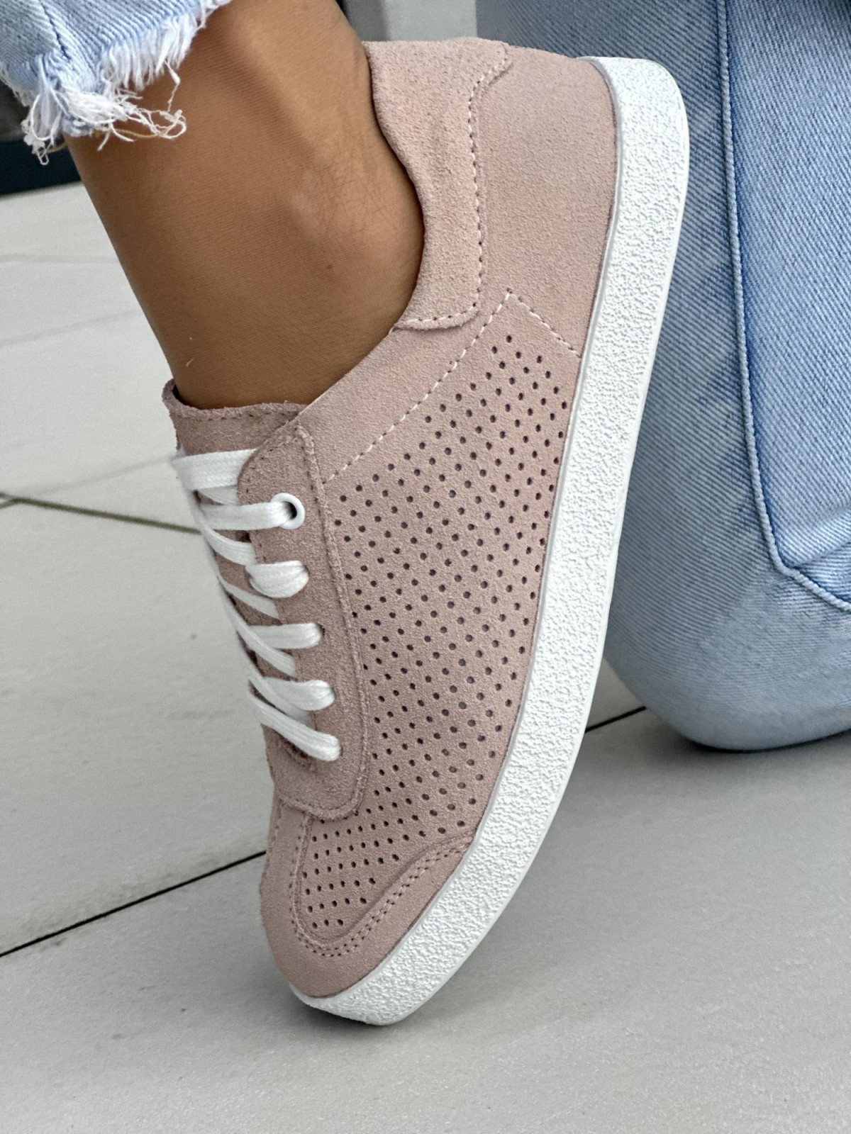 Różowe trampki damskie skórzane